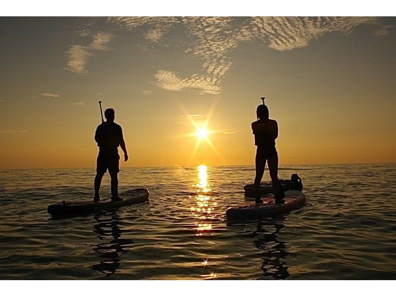 【宮古島 Sunset】サンセットSUP体験ツアー☆一組限定完全プライベート♪一眼レフ写真データ無料！の紹介画像