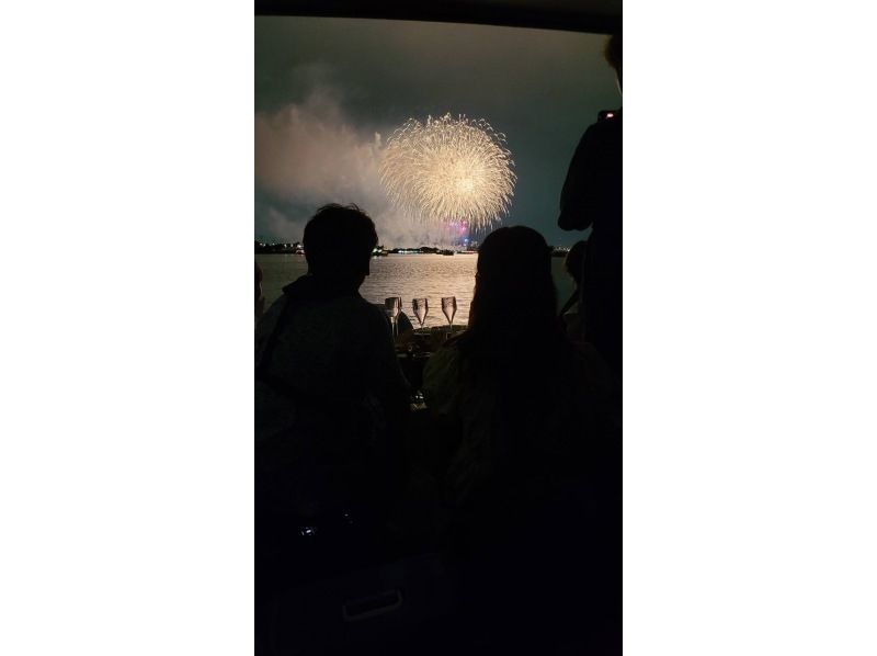 [Urayasu, Chiba] Held on October 19th! "Urayasu City Fireworks Festival" viewing on a private boat!