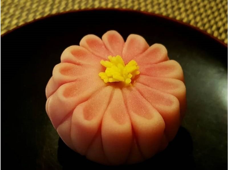 [Kyoto, Nishijin] Kyoto Machiya plan limited to one group per day: "Kyoto cuisine, playing with a maiko, tea ceremony and Japanese sweets"の紹介画像