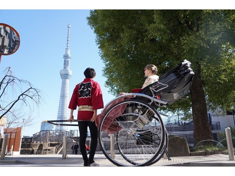 【東京・浅草】日本の伝統的乗り物 人力車 おためし10分コース（1人乗りプラン）の紹介画像