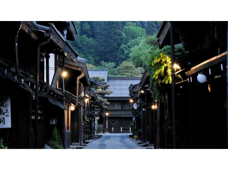 【日帰り】世界遺産飛騨高山＋白川郷合掌村日帰りツアーの紹介画像