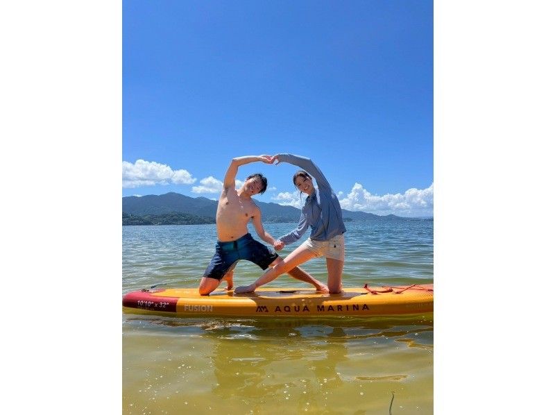 กิจกรรมที่ทั้งเด็กและผู้ใหญ่สามารถสนุกได้☆ [ฟุกุโอกะ อิโตชิมะ] {ทัวร์ SUP} สัมผัสประสบการณ์ SUP พร้อมรับลมทะเลอันเงียบสงบ! รูปภาพทุกรูปที่ถ่ายจะมอบเป็นของขวัญ!の紹介画像