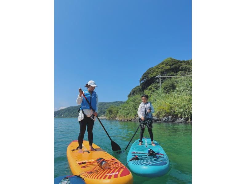 【福岡・糸島】《穏やかな海でSUP体験》心地よい風を感じながら大自然を満喫！Gopro写真プレゼント★女性・カップル・ファミリーにおすすめの紹介画像