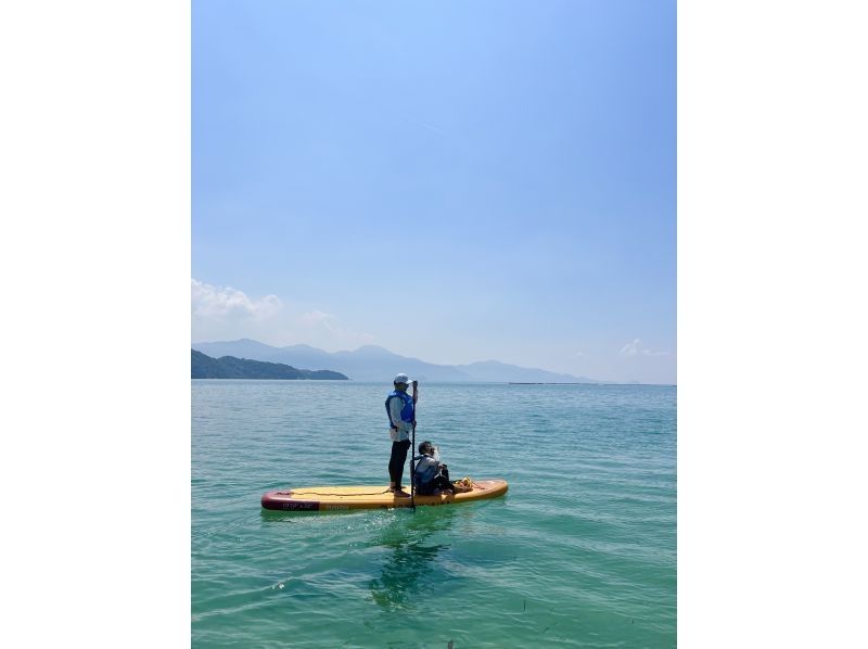 [福岡/糸島][平靜的大海中的SUP體驗]一邊感受微風，一邊享受大自然！ Gopro 照片禮物★推薦給女性、情侶和家庭の紹介画像