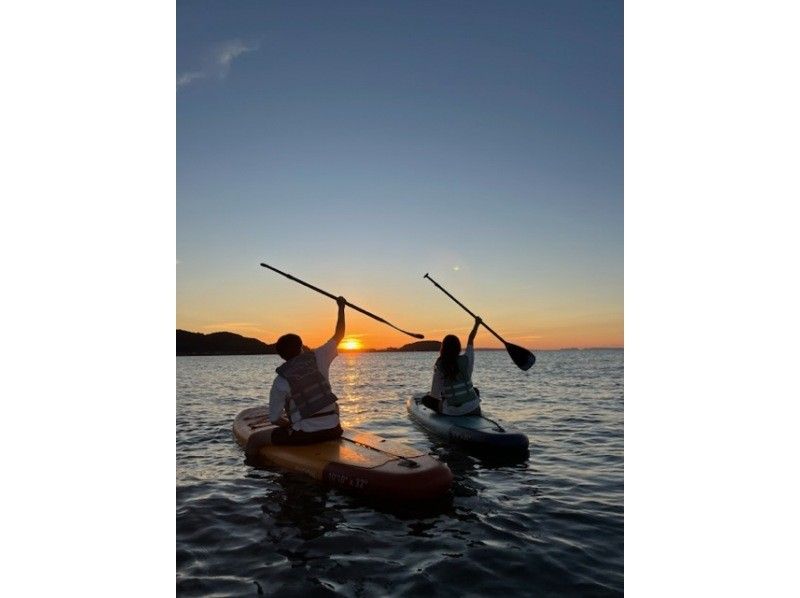 Starting March 2025☆ [Fukuoka/Itoshima] {Popular Sunset SUP} Watch the moment the sun sets on the ocean! Get a GoPro photo as a gift★の紹介画像