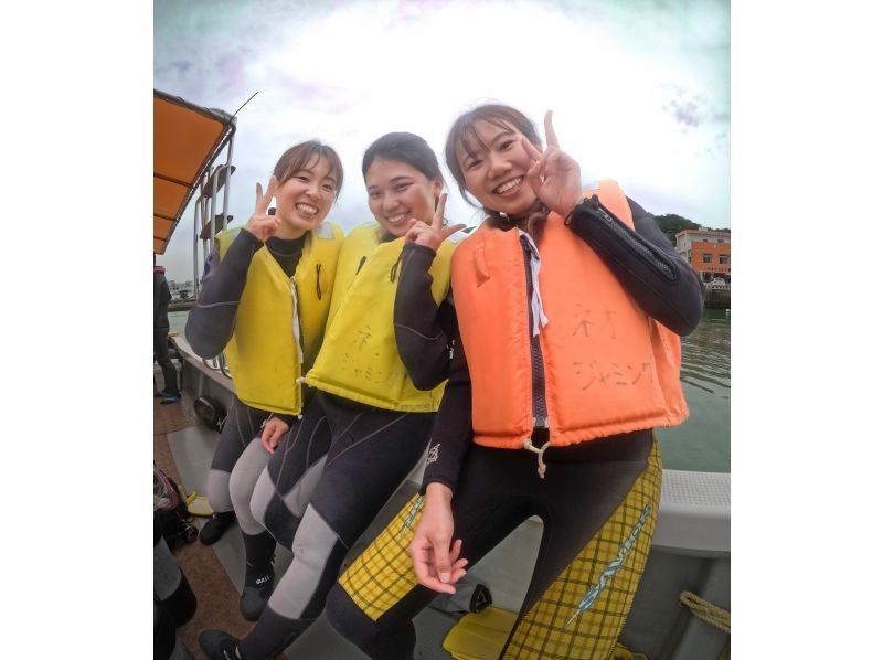 【沖縄北部・体験ダイビング】美ら海水族館近く｜水納島・瀬底島｜完全貸切ガイド｜初心者歓迎｜透明度抜群サンゴ礁の紹介画像