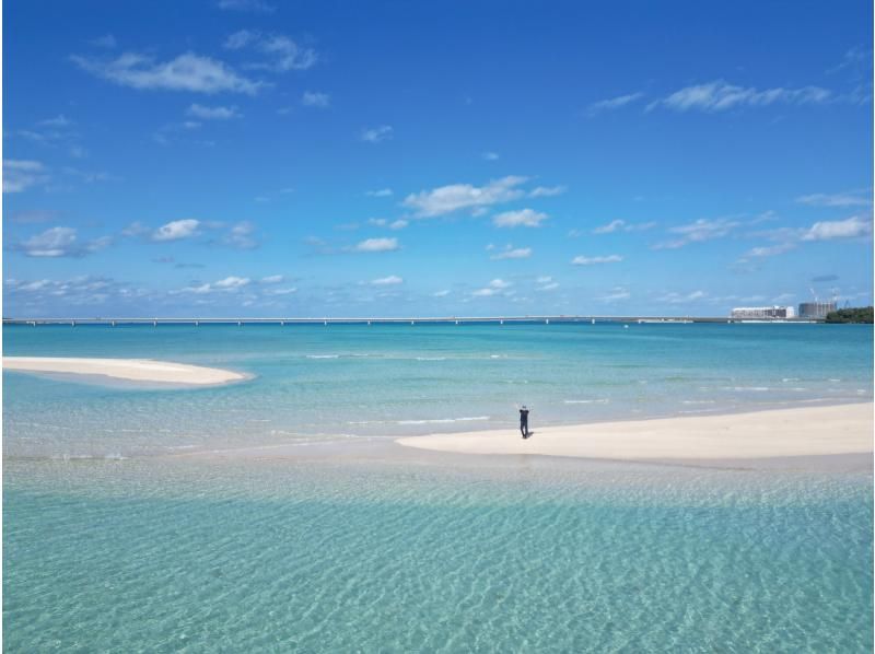 【宮古島・ユニの浜】≪SALE実施中☆当日予約OK≫宮古島来たら絶対行ってほしい！ユニの浜ドローン撮影ツアー！５分で到着！の紹介画像