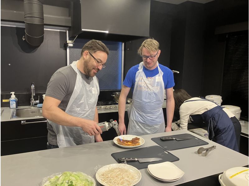 Ramen Making from Scratch +Akihabara Tour –Tokyo Cooking Classの紹介画像