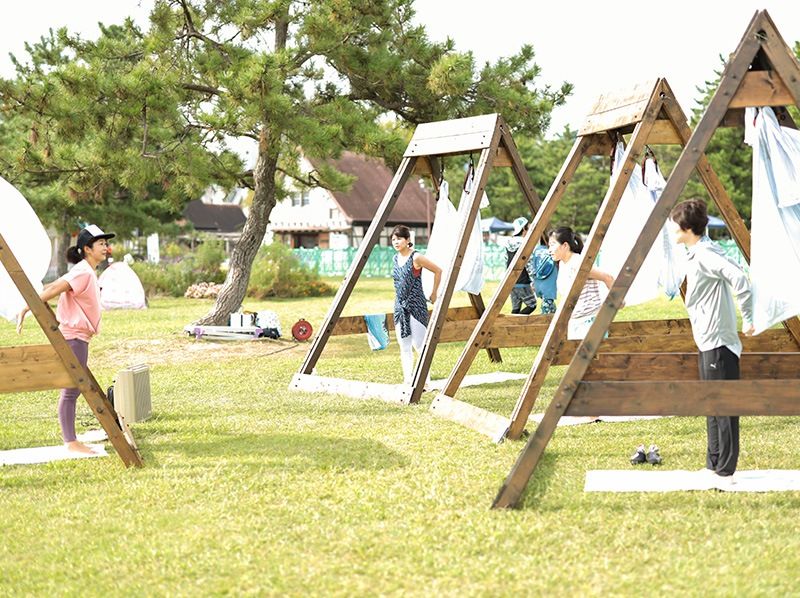 【滋賀・琵琶湖】湖畔で安心 低空ハンモックヨガの紹介画像