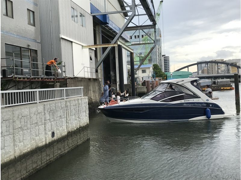 【東京・豊洲】海が誇れる街東京を2時間チャータークルージング（DAY)の紹介画像