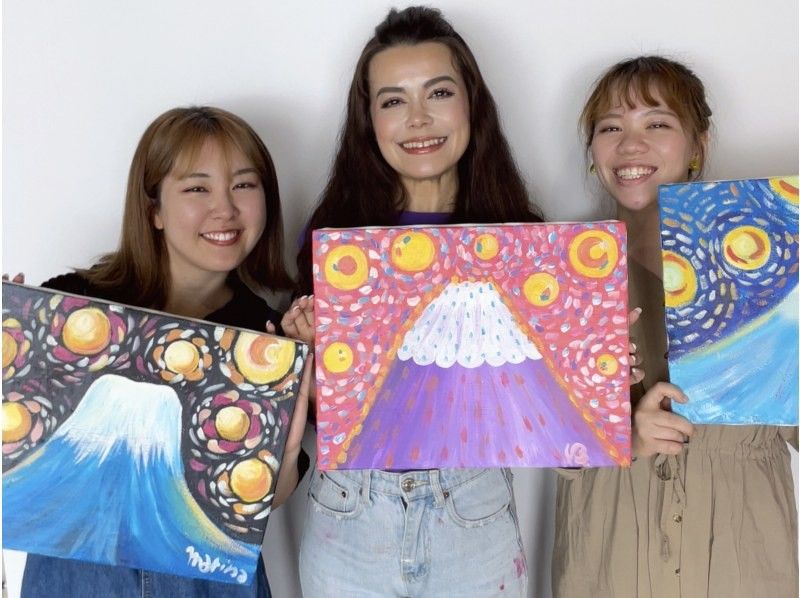 [40 minutes from Naha] A spectacular view of the ocean! An art experience to enjoy in a studio on the beach ♪ No need to worry about rain! Families and couples welcome! Use Okinawa's beautiful scenery as your canvas!の紹介画像