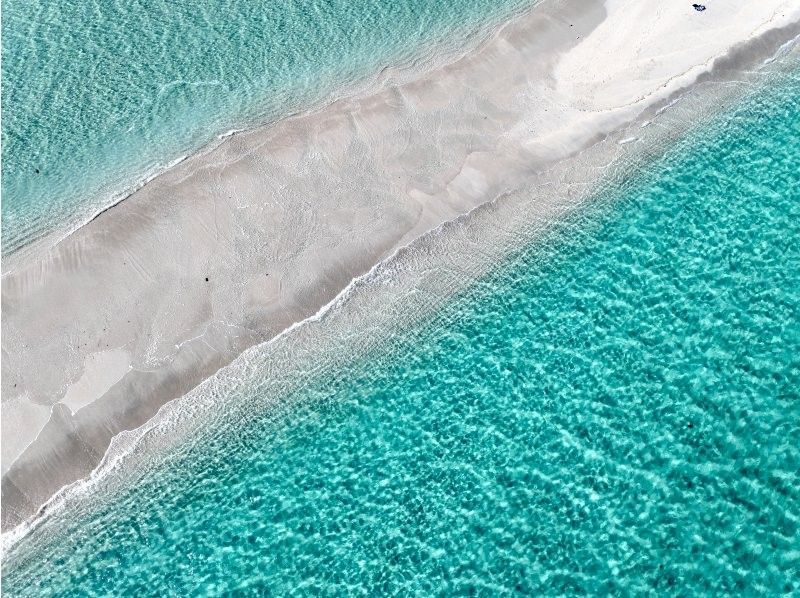 【冲绳宫古岛】Uni Beach（乘船前往幻影岛） 游泳、航拍【免费视频】 有厕所和空调让您安心 儿童折扣（15岁以下5000日元）の紹介画像