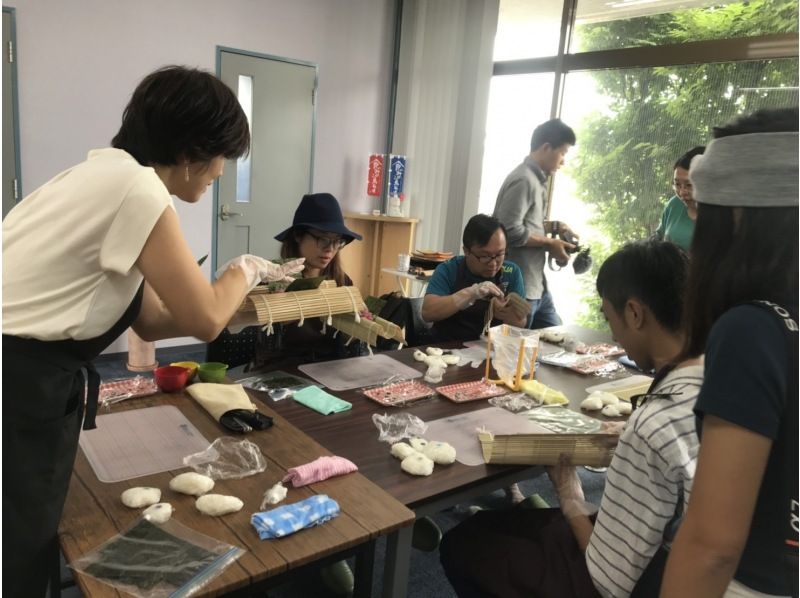 [Tottori/Yonago] Experience making sushi rolls! 1 minute from the station! Great for solo travelers or those with childrenの紹介画像