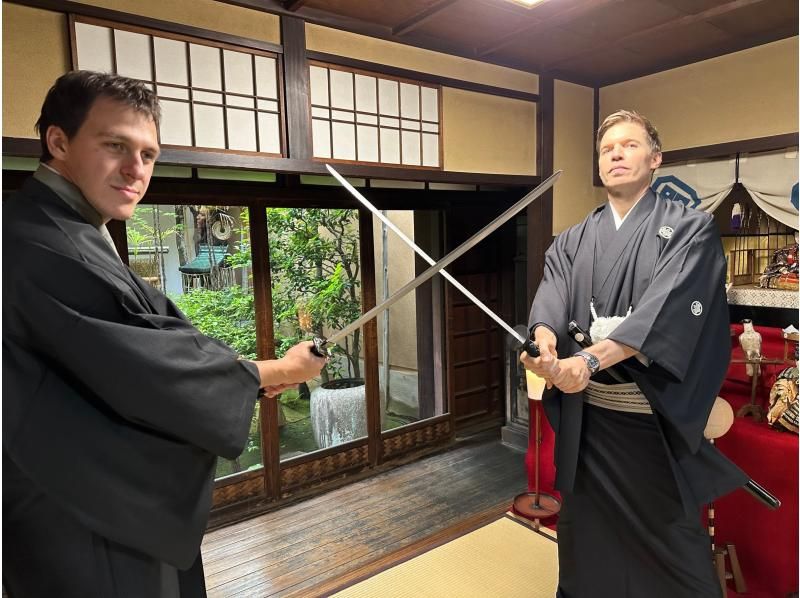 [Kyoto Nishijin] Tour a 140-year-old townhouse, try on a kimono and experience the tea ceremonyの紹介画像