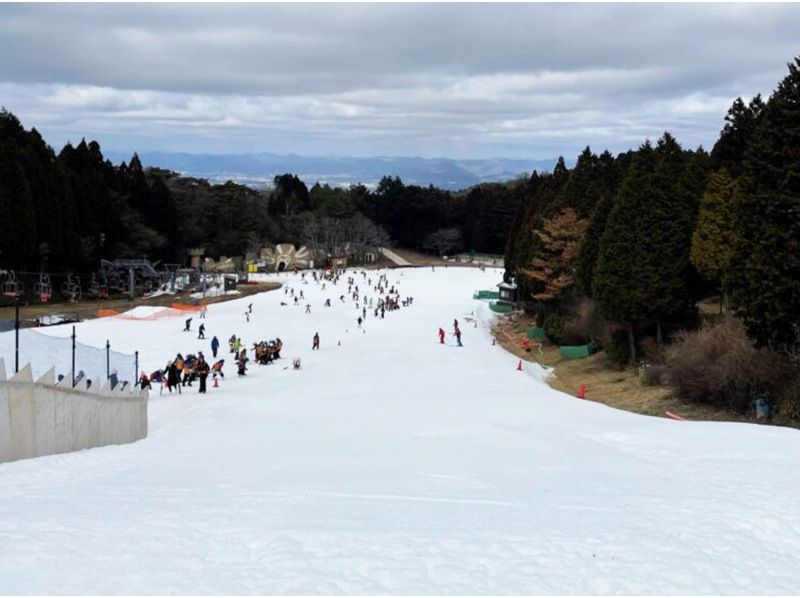 Kobe Rokko Ski Resort Skiing and Snow Play Day Trip | Departing from Osakaの紹介画像