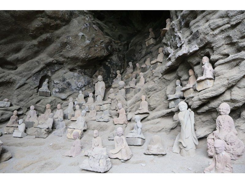 [Boso Peninsula, Nokogiriyama] A private guided trekking tour to explore the mysteries of this otherworldly mountain where faith and industry coexistの紹介画像