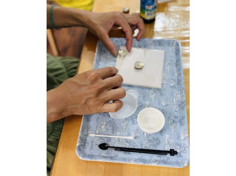 [Okinawa, Naha] Kintsugi accessory making experience class [Right next to Miebashi Station!]の紹介画像