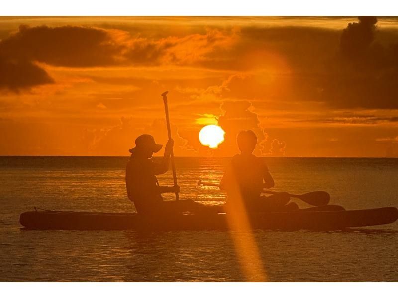 【宮古島｜貸切｜当日予約歓迎】《1組貸切サンセットSUPツアー》★ドローン撮影付き★写真・動画無料★追加料金なし★手ぶらで参加OKの紹介画像