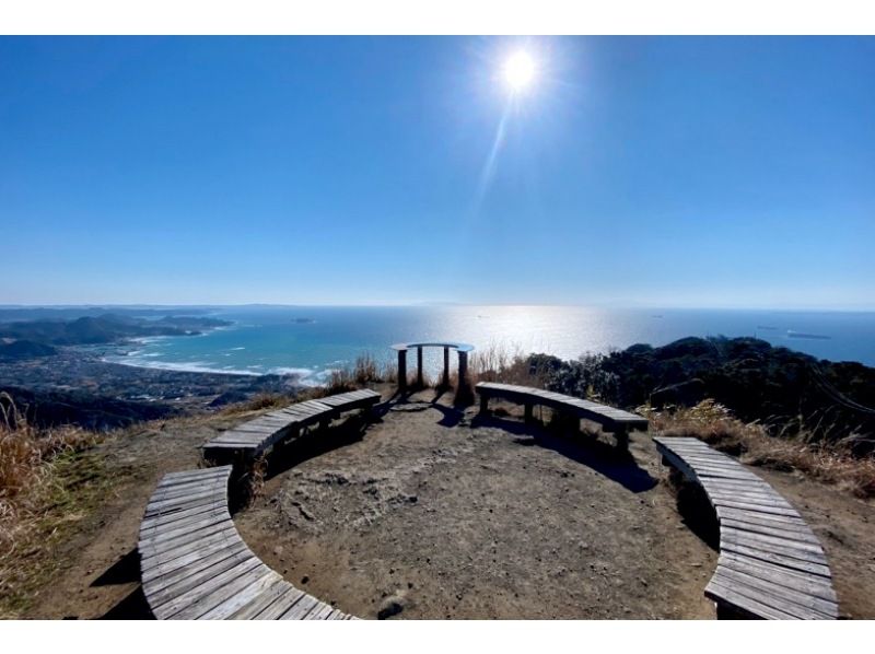 【Tokyo Bay・Mt. Nokogiri】A private guided trekking tour that delves into the mysteries of a mountain where faith and industry coexistの紹介画像