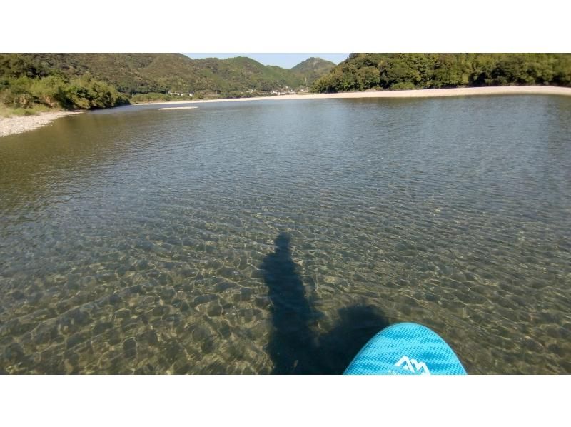 【高知・いの町】1組限定！奇跡の清流仁淀川でSUP&デイキャンプ&カツオの藁焼き体験！の紹介画像