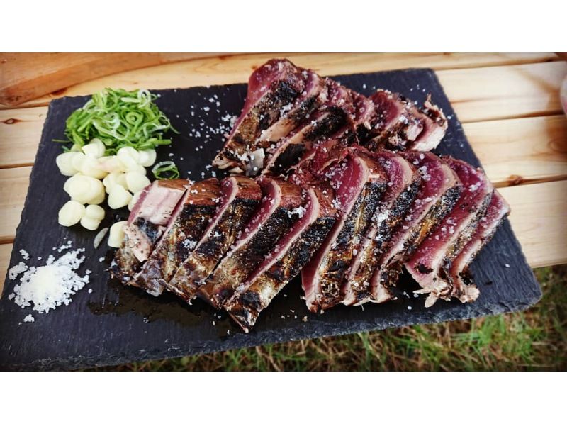 【高知・いの町】1組限定！奇跡の清流仁淀川でSUP&デイキャンプ&カツオの藁焼き体験！の紹介画像