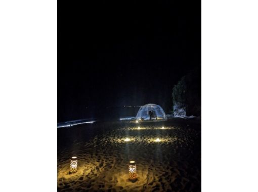 [冲绳恩纳村的​​海滩或洞穴] 18:30 / 20:00 / 21:30 开始 非常适合作为给朋友和情侣的惊喜礼物◎の紹介画像