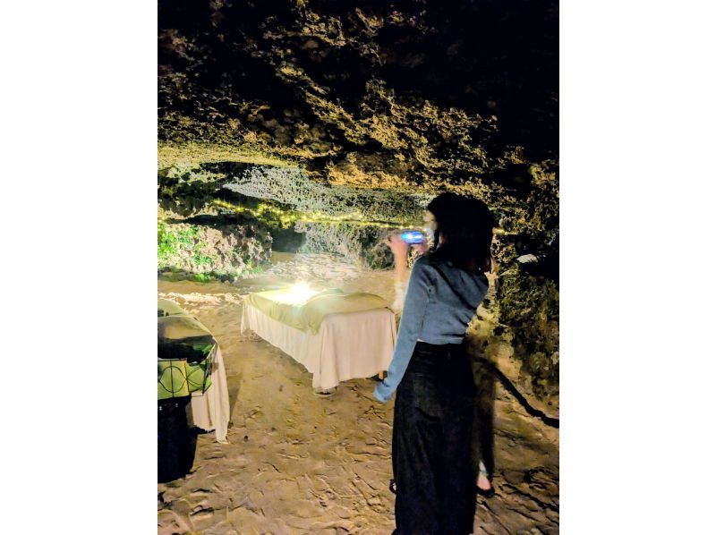 【오키나와・온나손의 비치or케이브】18:30 / 20:00 / 21:30 스타트 친구나 커플, 서프라이즈 선물에도◎の紹介画像