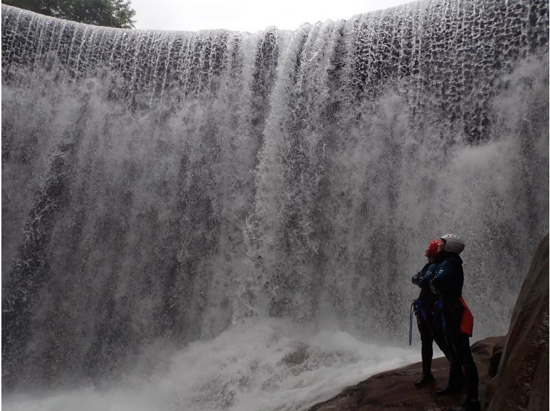 Canyoning at the famous peak Tanigawadake! ! Nishi Kurosawa course! !の紹介画像