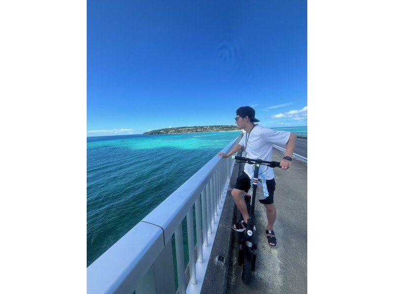 [Okinawa, Nago] Departing from Kouri Island's neighbor, Yagaji Island! ☆ 3-hour island tour plan on an electric scooter (kickboard) ☆ No license required if you are 16 years old or older ♪の紹介画像