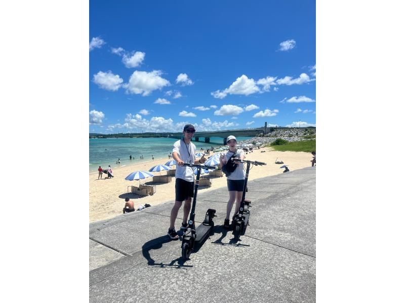 [Okinawa, Nago] Departing from Kouri Island's neighbor, Yagaji Island! ☆ 3-hour island tour plan on an electric scooter (kickboard) ☆ No license required if you are 16 years old or older ♪の紹介画像