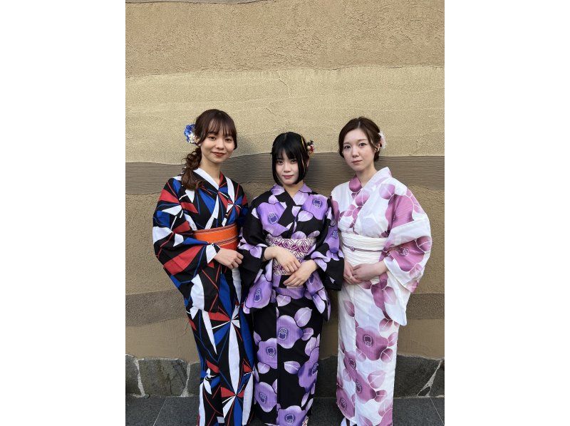 [Tokyo, Asakusa] Walking around the city in kimono experience planの紹介画像