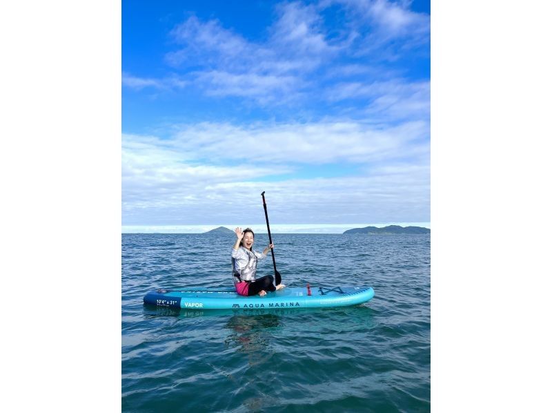 [Fukuoka, Itoshima] Morning SUP Tour - Only available on Saturdays and Sundays in October! Enjoy the great outdoors of Itoshima on a SUP while bathing in the morning sun! Get a free GoPro photo ★ Womenの紹介画像