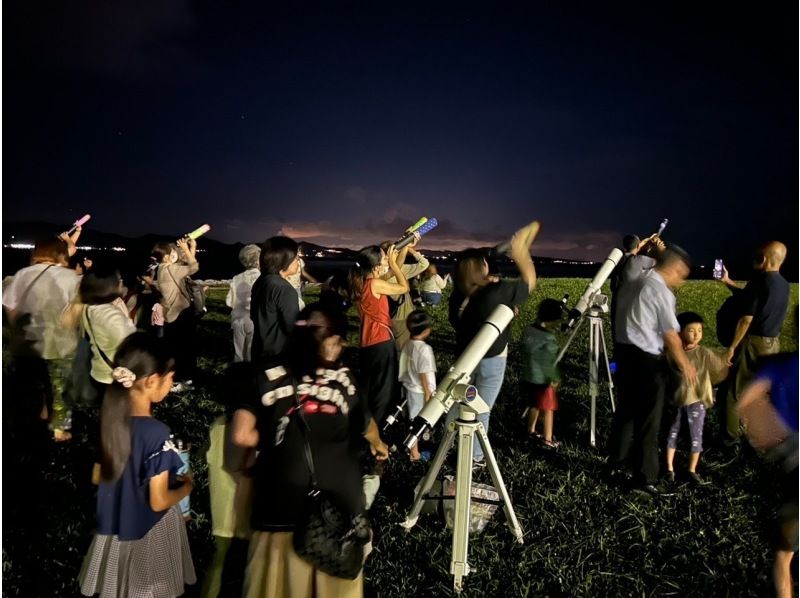 [Okinawa, Sesoko Island] Choose from the following workshops: UV resin space painting accessories or handmade telescope at Hilton Sesoko Resortの紹介画像