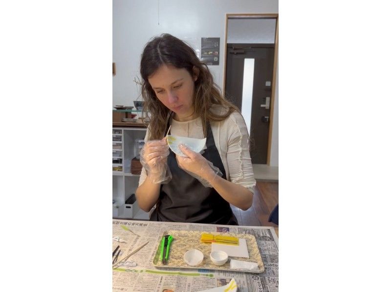 A short and fun Kintsugi experience in Naha, Okinawa | Beginners' class for tourists [Right next to Miebashi Station!]の紹介画像