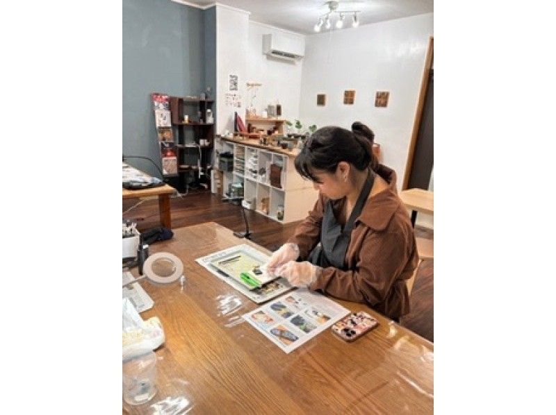 [Okinawa Prefecture, Naha City] Beginners welcome - Kintsugi accessories using traditional techniques [Right next to Miebashi Station!]の紹介画像