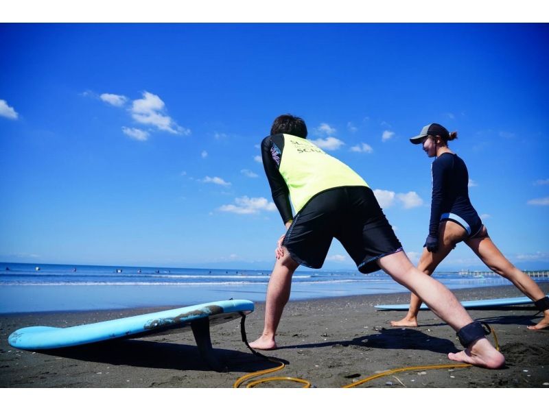 【神奈川・湘南／江ノ島】女性インストラクターが指導。女性初心者さんのためのサーフィン体験スクール！の紹介画像