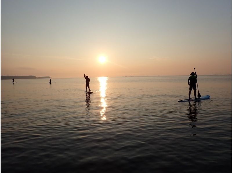 [Itogahama, Hinode Town, Oita Prefecture] Sunrise from the sea! SUP experience (school available) + breakfast [for beginners, experienced people, friends, and like-minded people]の紹介画像