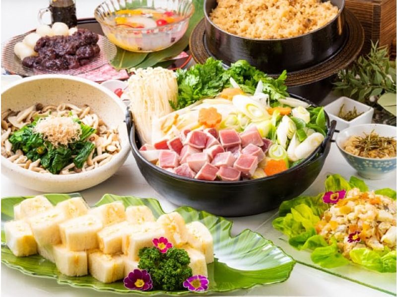 【東京・お台場】冬の夜空を彩る！お台場レインボー花火鑑賞＆新名所お買い物と東京イルミネーション3景めぐりバスツアー【029029-1500】の紹介画像