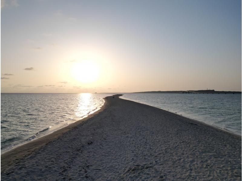 【오키나와 미야코지마】유니의 해변 선셋 골드 투어는 SNS 빛나는 틀림없음! 석양을 맛보는 호화로운 시간! (약 1시간)の紹介画像