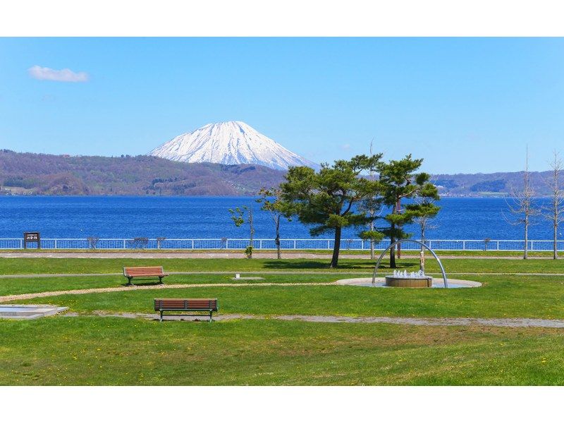 SALE! Noboribetsu Snow Play Tour Toyako Observatory & Noboribetsu Jigokudani (Departing from Sapporo)の紹介画像