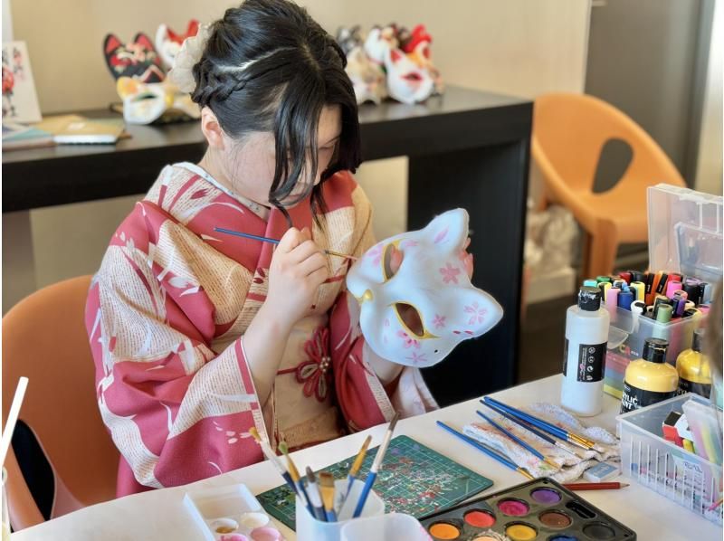 [Tokyo, Asakusa] Fox mask painting experience. Make your own original fox mask!の紹介画像