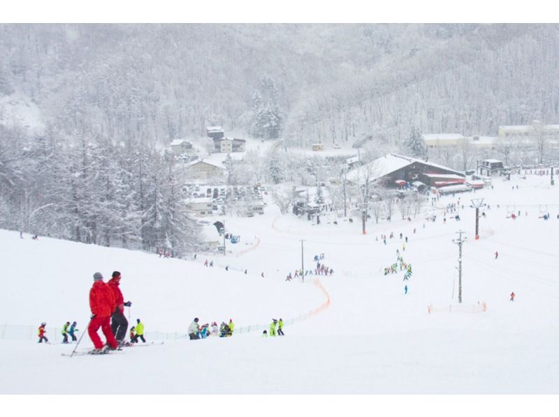 [Day trip] Hokkaido/Sapporo/Otaru sightseeing/Sapporo Kokusai Ski Resort/Snow play day trip tour/For beginners, intermediate and advanced skiers/Multiple plans to choose from | Departing from Sapporoの紹介画像