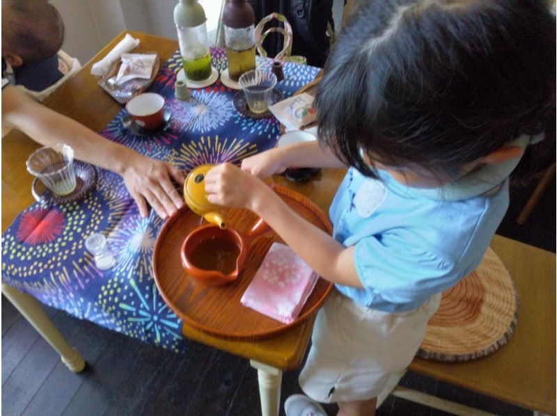 【静岡・富士】お茶摘み体験・茶畑散歩・茶工場見学！の紹介画像