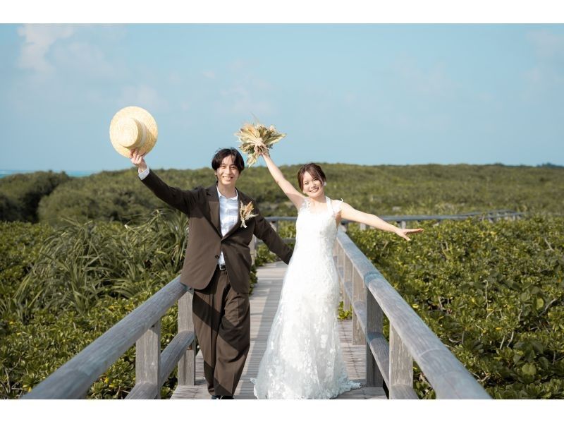 [Miyakojima Pre-wedding Photoshoot] Choose from 2 locations! Natural photo wedding (with drone photography)の紹介画像