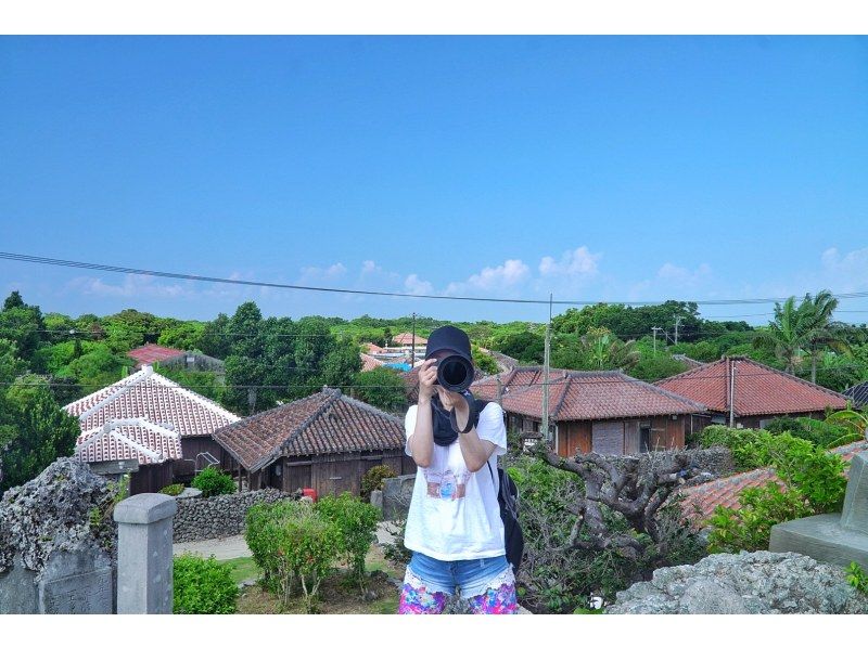 【沖縄・石垣島or竹富島発】1組貸切フォトツアー！沖縄の原風景が残る「竹富島」でオリジナルフォト【穴場ポイント満載プラン】