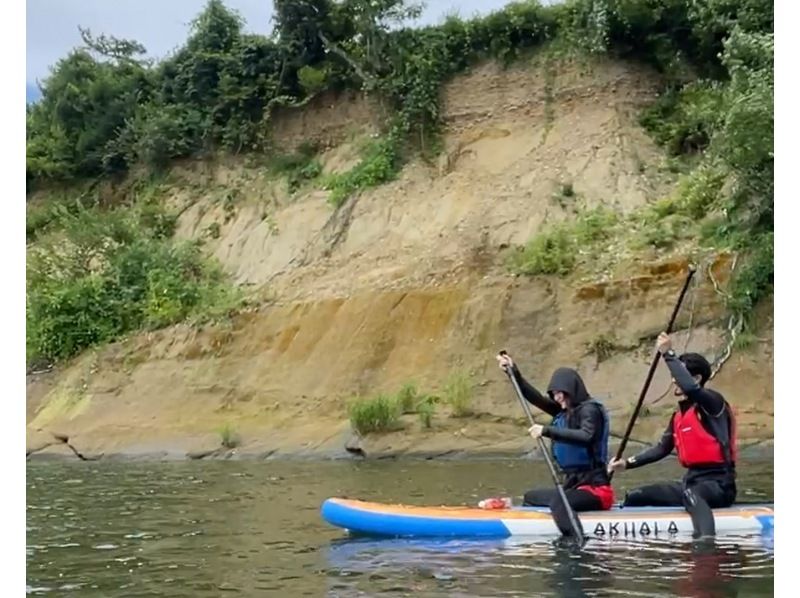 【山形・鮭川村】村を流れる里川『鮭川』でSUP体験　初心者・女性歓迎　穏やかな流れの里川で気軽にSUPを体験しよう！の紹介画像