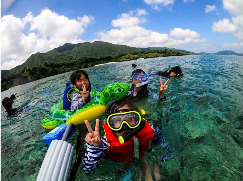 【青の洞窟/竹富島】料金最安値★当日予約OK！竹富島乗船チケット付き♪青の洞窟＆ウミガメやニモに出会えるシュノーケリング★子供・初心者歓迎！の紹介画像