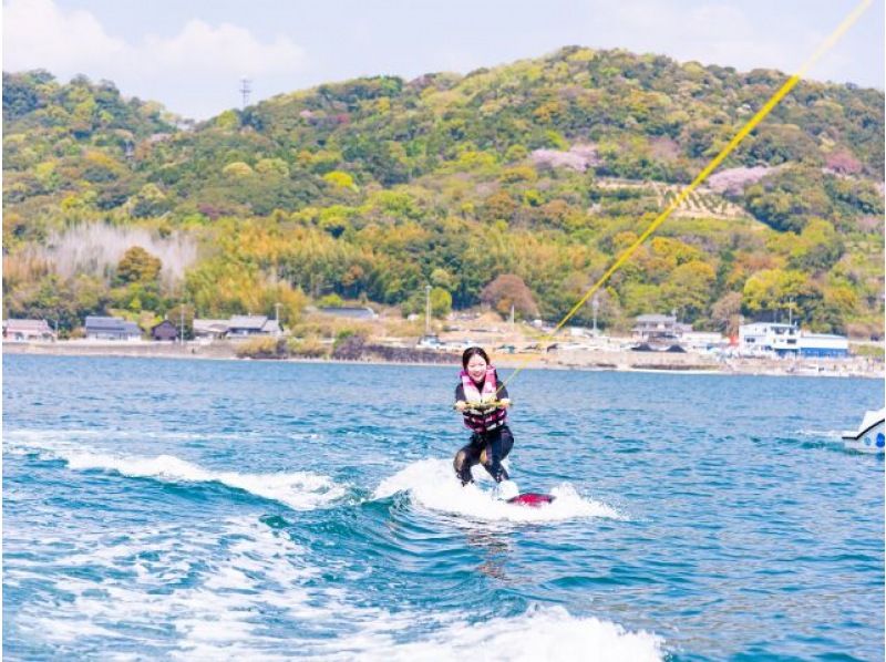 【静岡県・浜松・浜名湖】ウェイクボード体験初めての方はこちら！★お得な体験プランの紹介画像