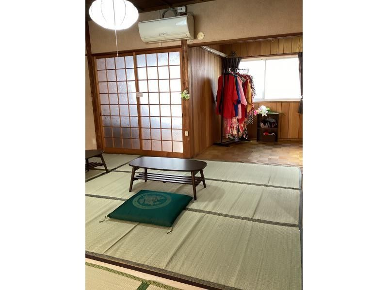 [Kyoto Higashiyama] An experience space where you can enjoy traditional Japanese toys and crafts. Small children are also welcome. Free drinks and simple Japanese clothing are also available.の紹介画像