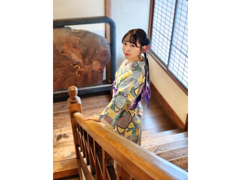 【秋田・能代市】　国登録有形文化財「旧料亭金勇」で 着物一式レンタル・着付け＆ヘアセットの紹介画像